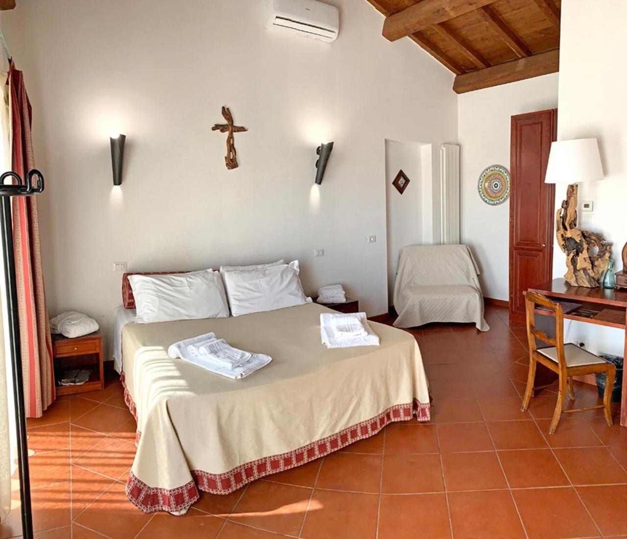 Resort Fonte Vulci Canino Exterior photo