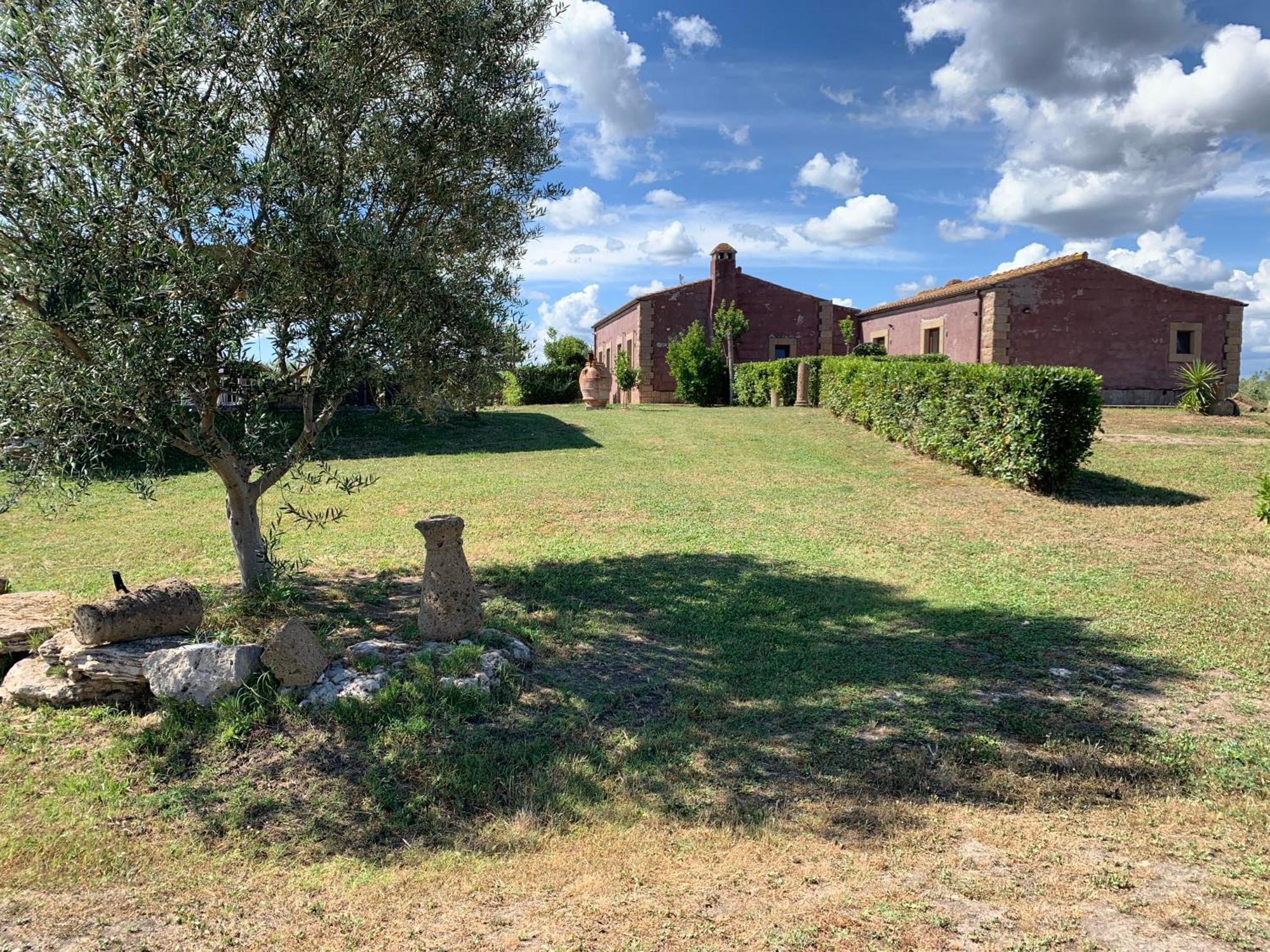 Resort Fonte Vulci Canino Exterior photo